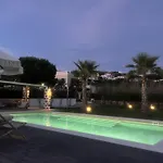 Loretta With Pool, Jacuzzi And Garden Вилла