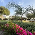 Loretta With Pool, Jacuzzi And Garden *