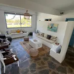 Loretta With Pool, Jacuzzi And Garden Вилла