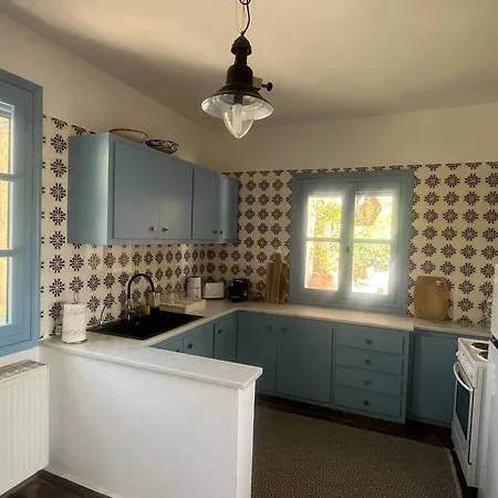 Loretta With Pool, Jacuzzi And Garden 别墅