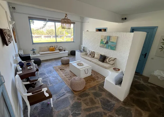 Loretta With Pool, Jacuzzi And Garden Villa