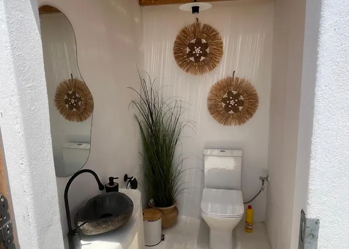 Loretta With Pool, Jacuzzi And Garden *