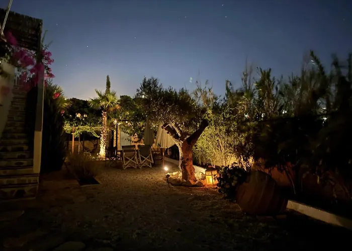 Loretta With Pool, Jacuzzi And Garden * Posidhonía