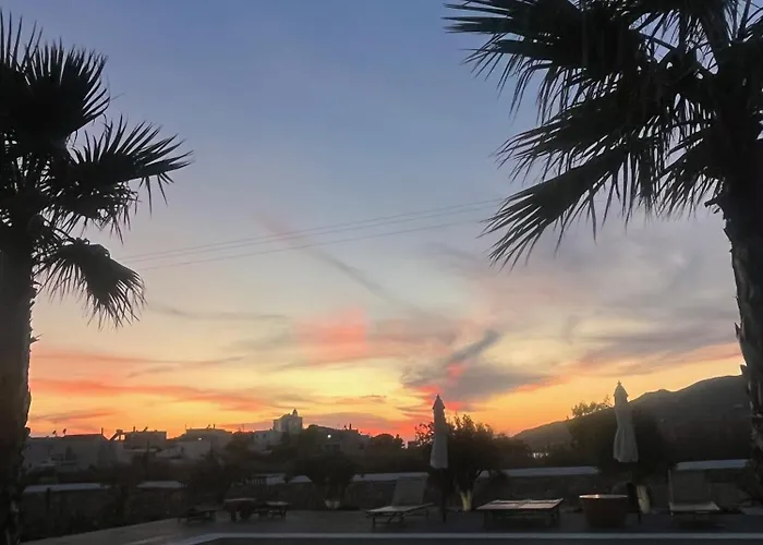 Loretta With Pool, Jacuzzi And Garden Posidhonía