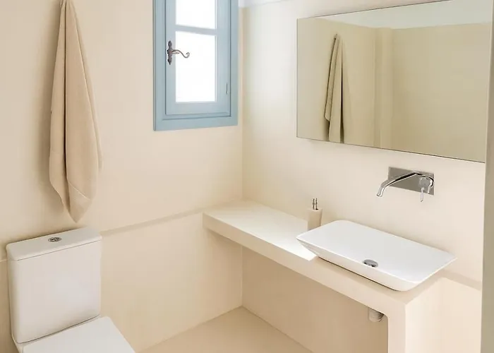 Loretta With Pool, Jacuzzi And Garden *